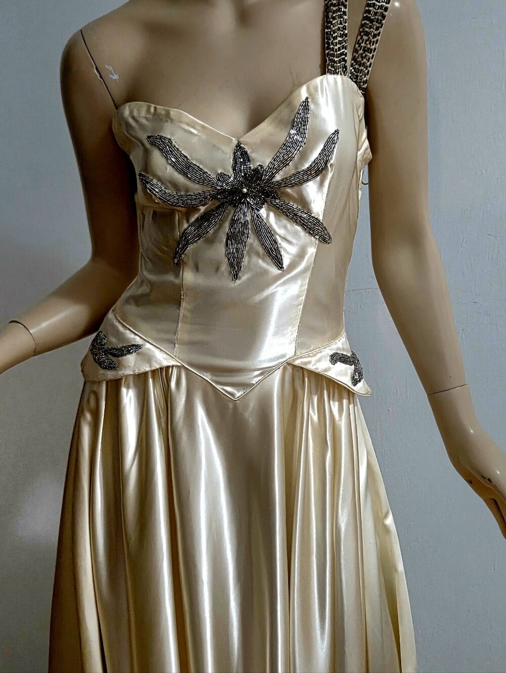 Vtg 1930s Liquid Satin Hand Beaded Jean Harlow Bridal Gown Superb - Picture 7 of 9